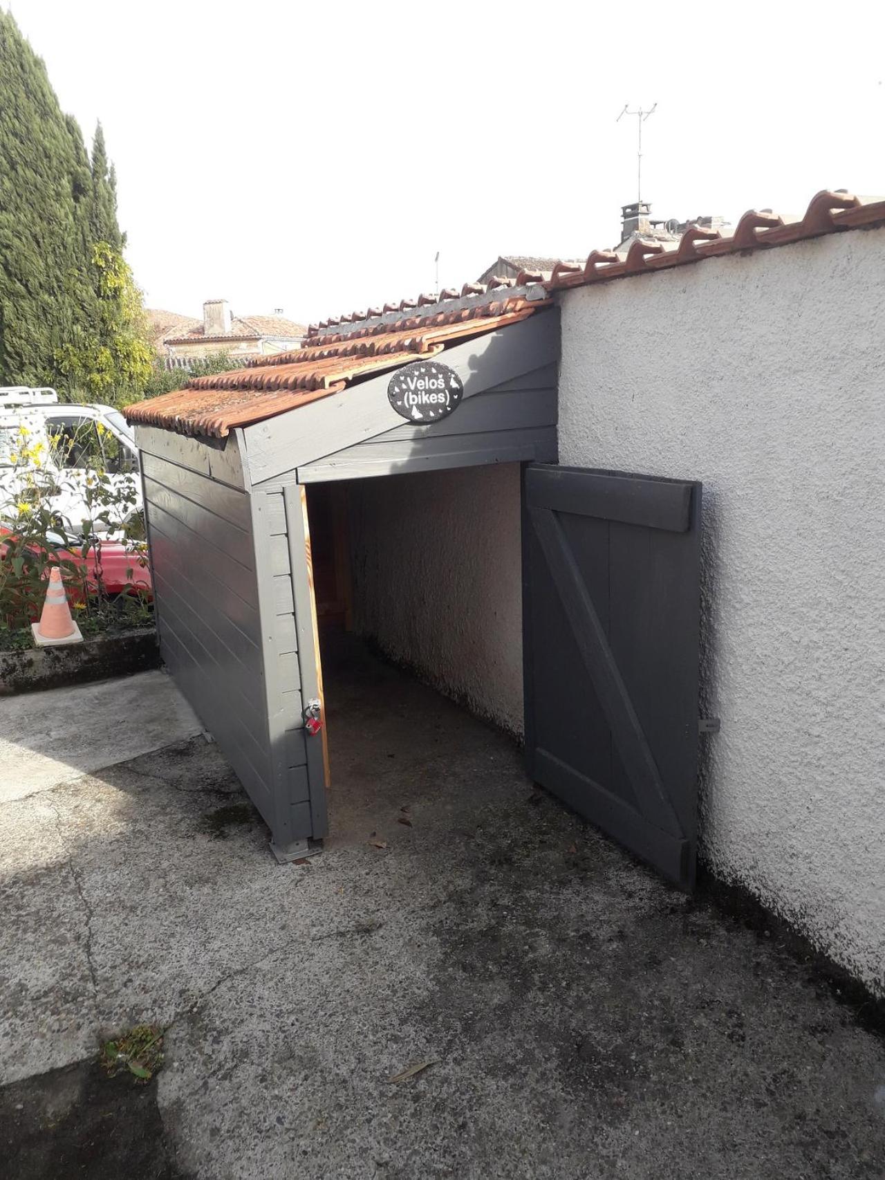 Gite L'Ancienne Charcuterie Buzet-sur-Baise Bagian luar foto