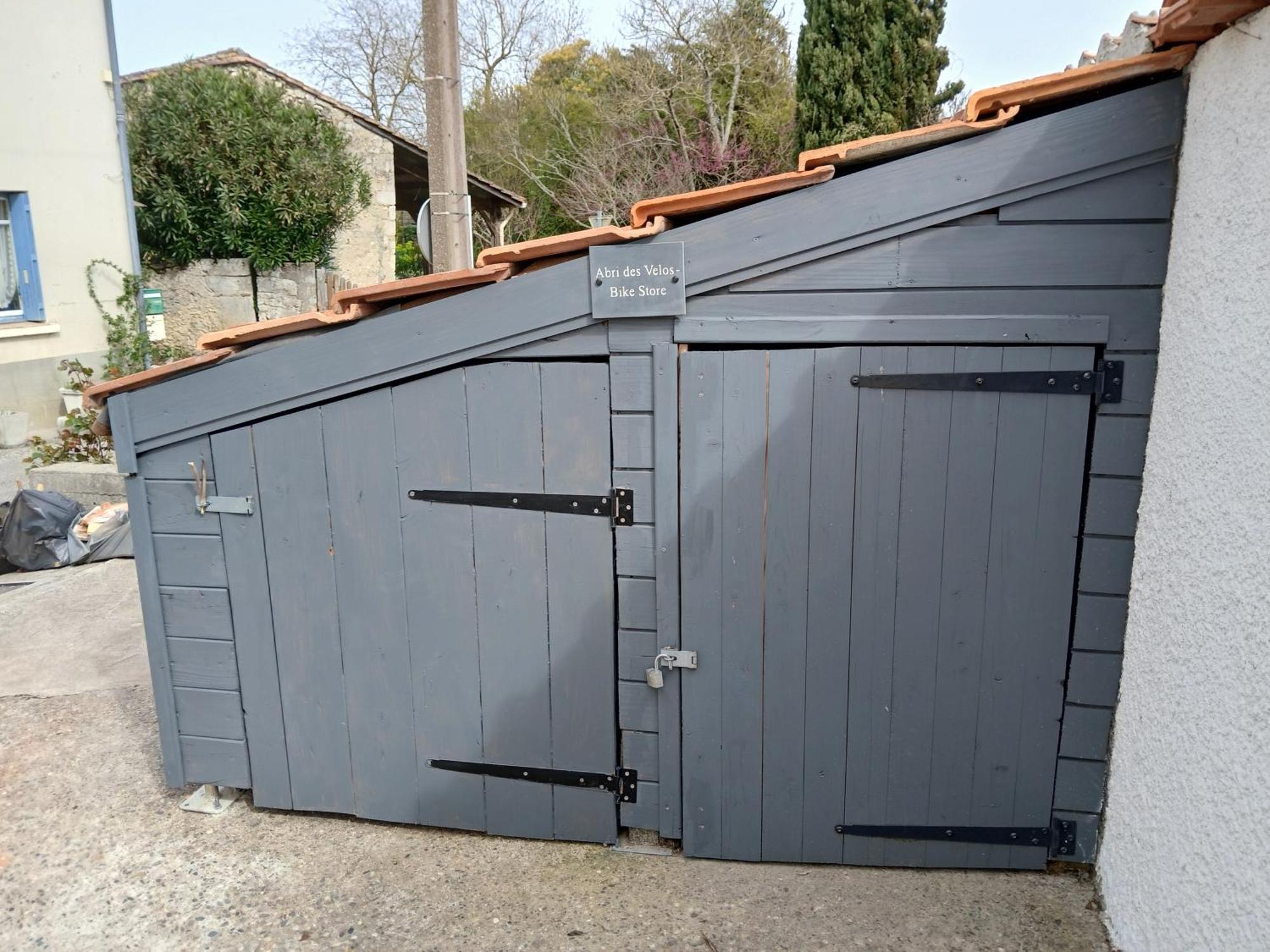 Gite L'Ancienne Charcuterie Buzet-sur-Baise Bagian luar foto